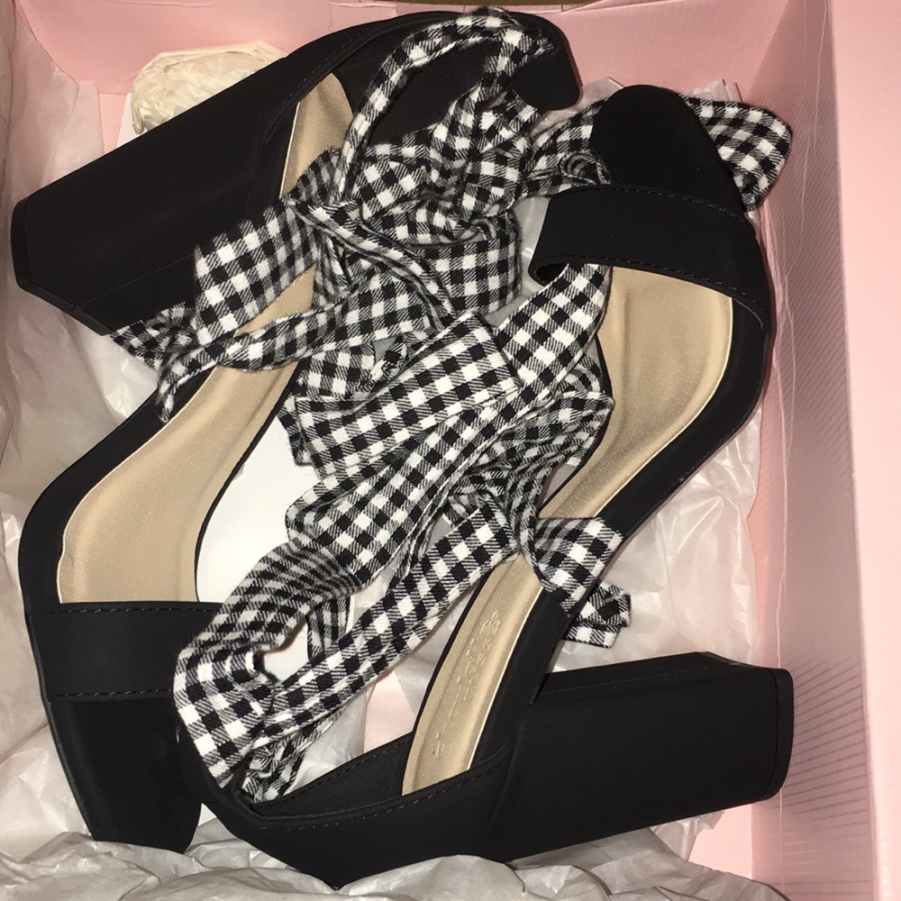Charlotte Russe heels - Picture 2 of 3